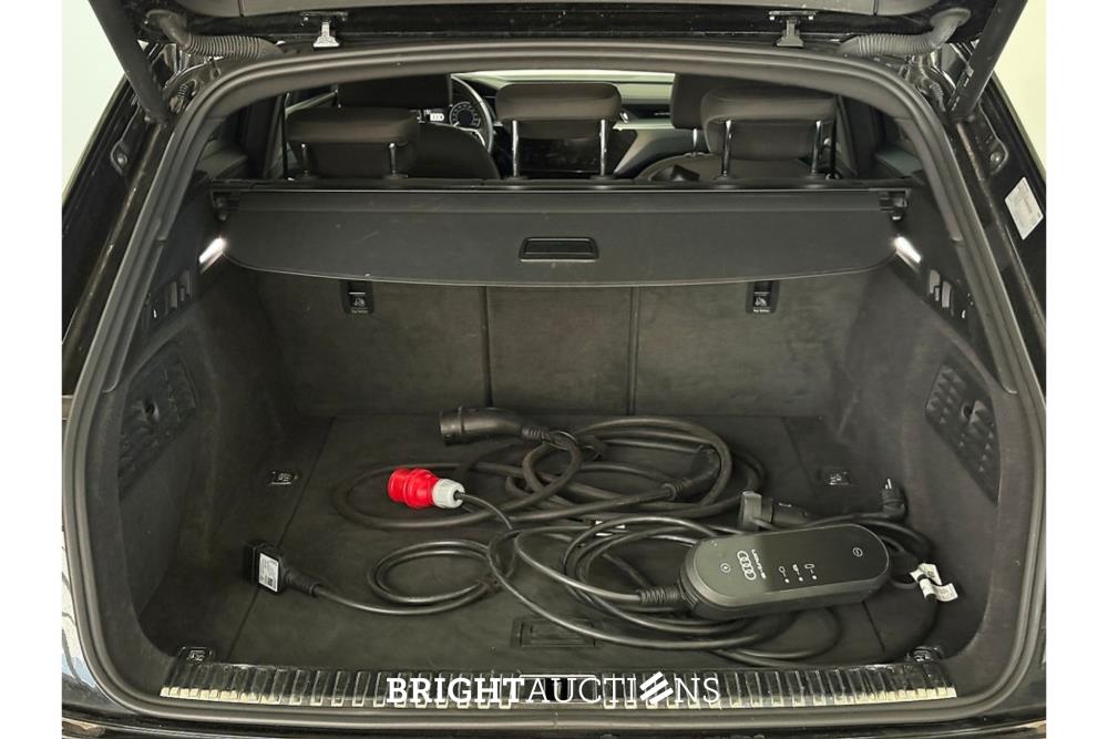 Audi e-tron 55 Advanced edition Quattro 95 kWh 2021 (Origineel-NL), N-537-VD