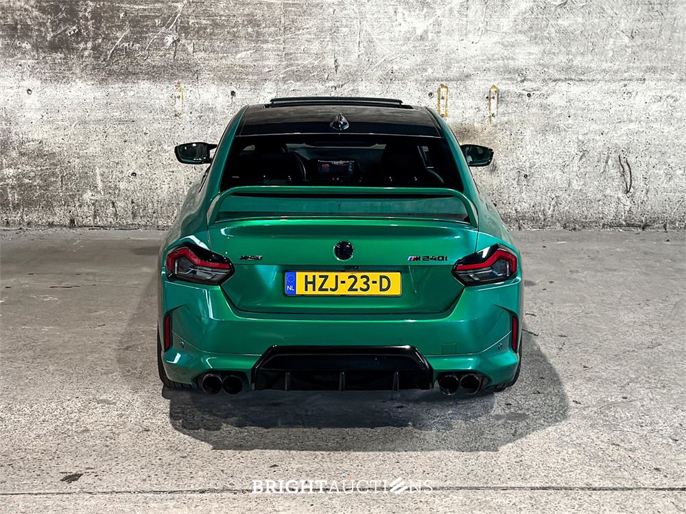 BMW M240i xDrive High Executive 374pk 2022 2-serie Coupé, HZJ-23-D