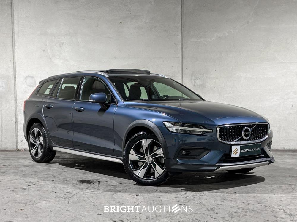 Volvo V60 Cross country Soft Hybride 2.0 B5 AWD pro 261pk 2020 (Origineel-NL), J-188-VT