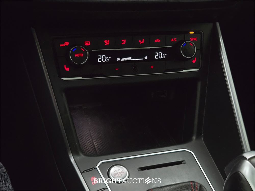 Volkswagen Polo GTI 2.0 TSI 200pk 2020, Z-655-DJ