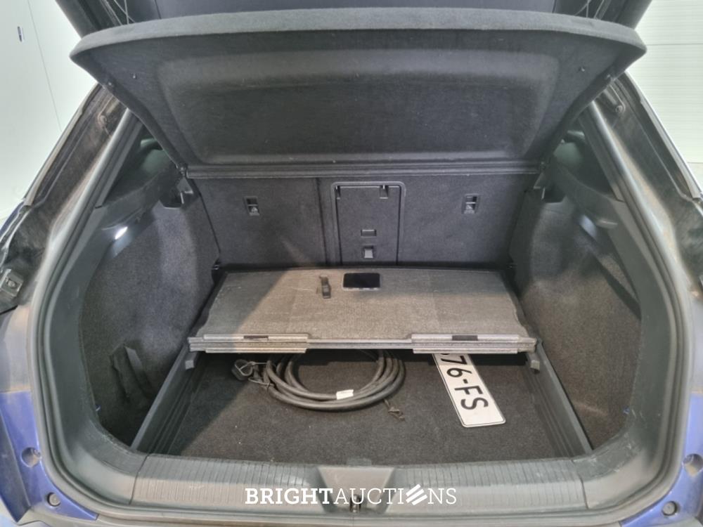 Volkswagen ID.4 First Max 77 kWh 204pk 2021, P-676-FS