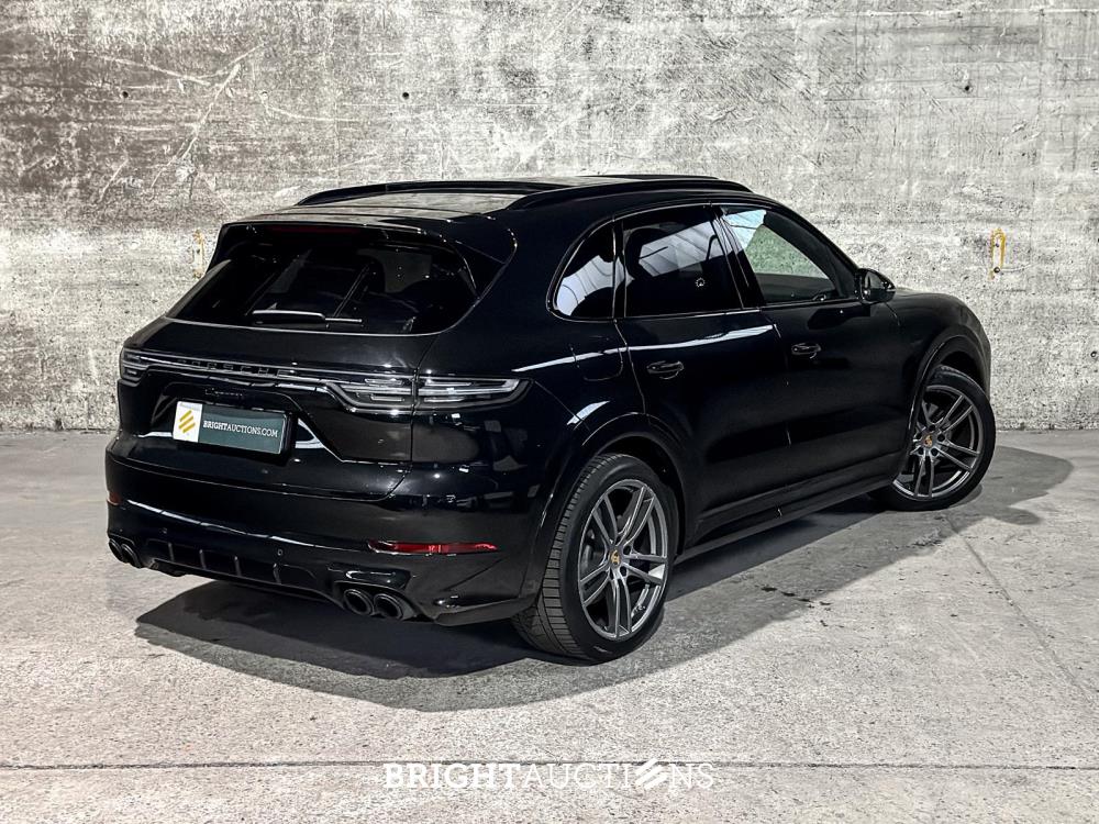 Porsche Cayenne E-Hybrid Platinum Edition 3.0 V6 462pk 2023 (Origineel-NL), NL-kenteken