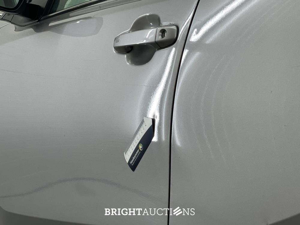 Toyota C-HR Hybrid Executive 1.8 170pk 2017, P-886-JB