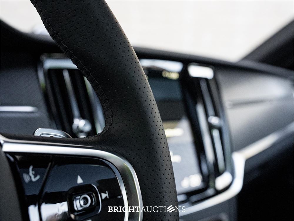 Polestar 1 2.0 T8R (1 van 1500) Carbon Plug-In Hybrid 609pk 2022