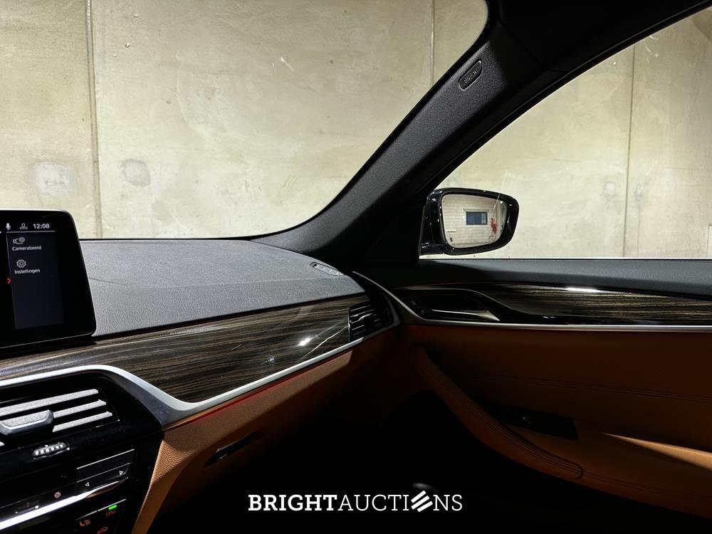 BMW 530d High Executive M-Sport 286pk 2020 5-serie Touring G31, N-026-XZ