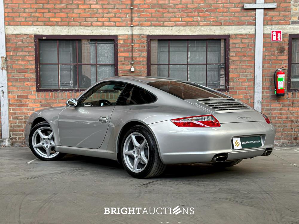 Porsche 911 Carrera 3.6 997 Coupé 325pk 2004 Youngtimer