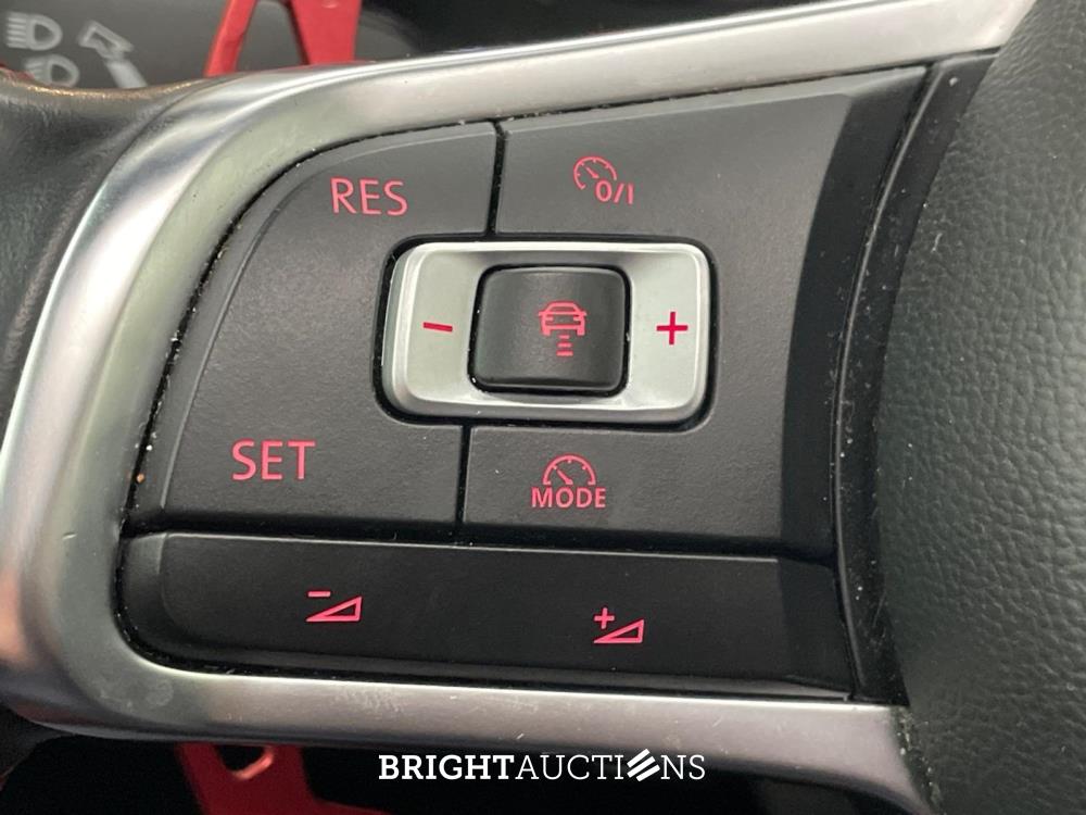 Volkswagen Polo GTI 2.0 TSI 200pk 2018, P-741-LJ