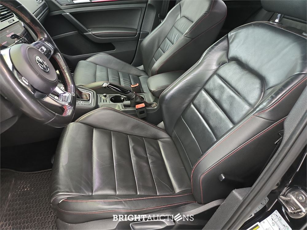 Volkswagen GTI 2.0 211pk 2016, K-298-XT
