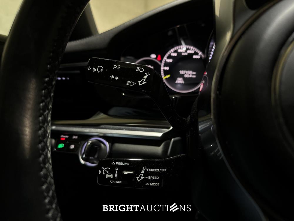 Porsche Panamera Sport Turismo  4 E-Hybrid 2.9 V6 462pk 2018, L-703-KR