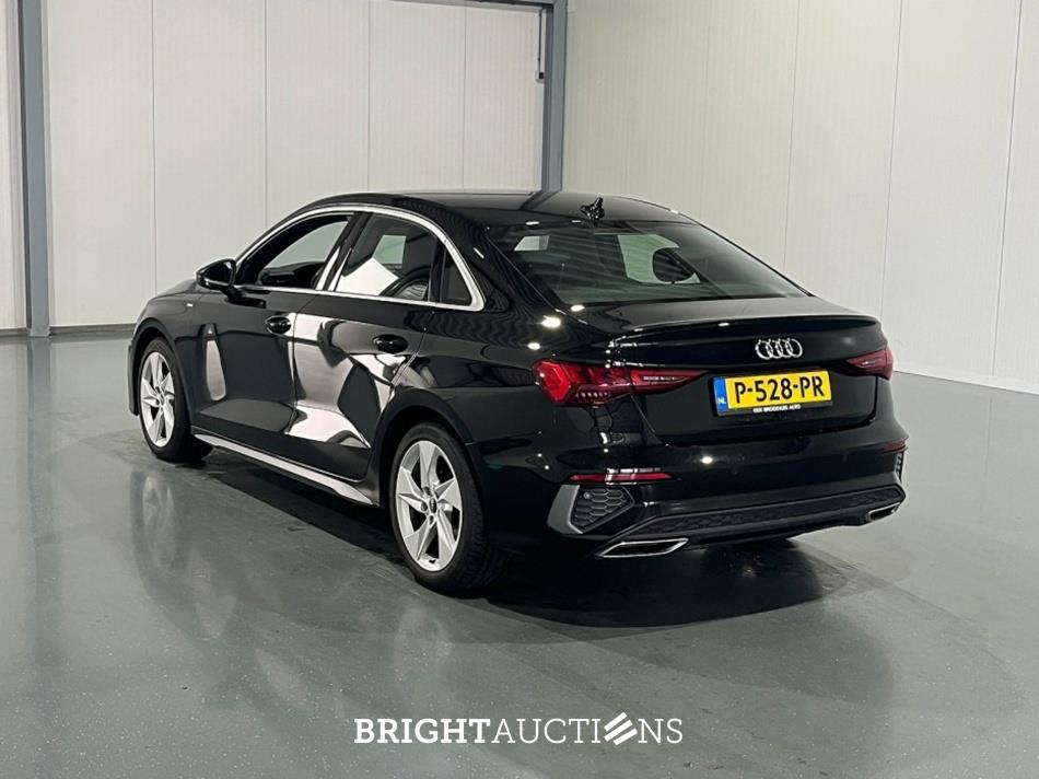 Audi A3 Limousine 30 S edition TFSI 110pk 2022 (Origineel-NL), P-528-PR