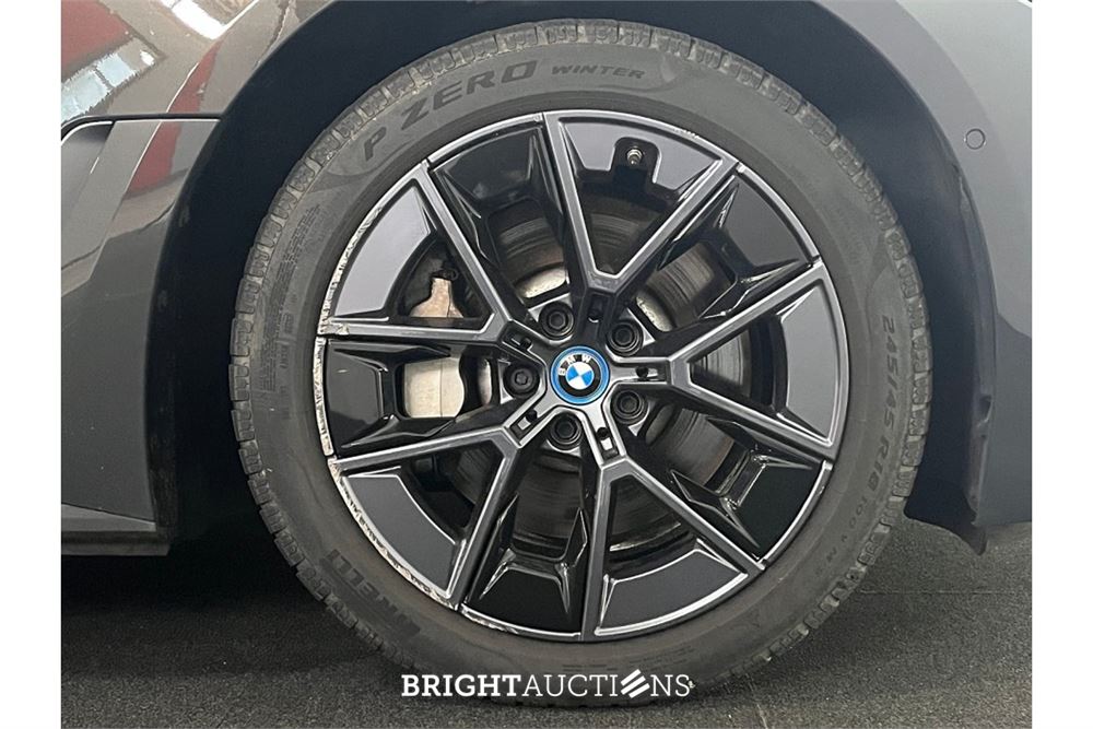 BMW i4 eDrive40 High Executive 84 kWh 2023 (Origineel-NL), T-695-BB
