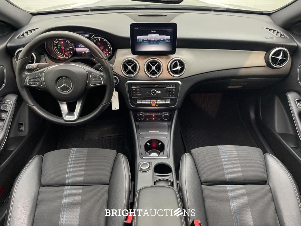 Mercedes-Benz CLA 180 Business Solution AMG 122pk 2017 CLA-Klasse, RT-050-T