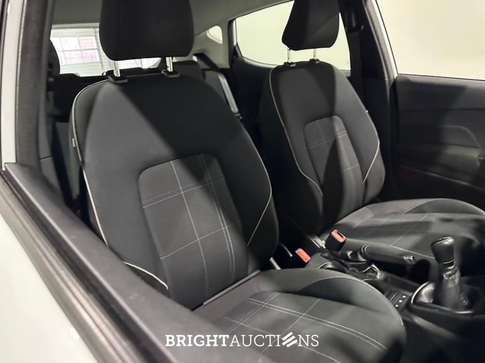 Ford Fiesta Trend 1.1 86pk 2018 (Origineel-NL), SB-143-N