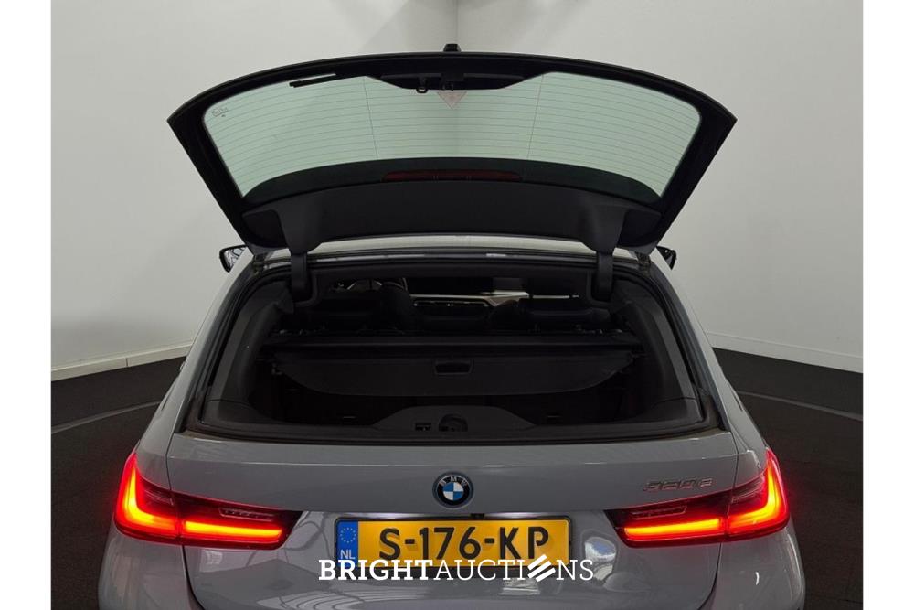 BMW 320e Touring M-Sport 272pk 2023 (Origineel-NL) 3-Serie, S-176-KP