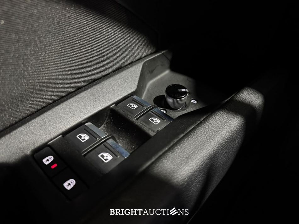 Audi Q4 e-tron 40 Launch edition Advanced 77 kWh 204pk 2021 (Origineel-NL), N-414-FZ