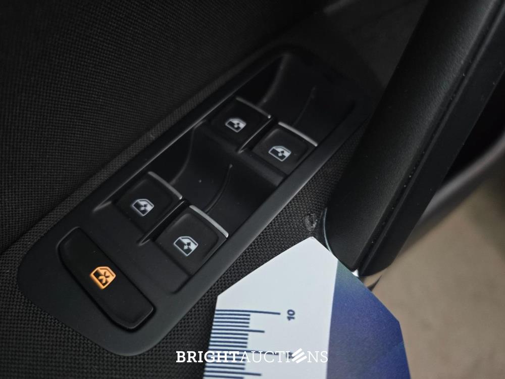 Volkswagen Golf Highline Business R 1.5 TSI 150pk 2018, X-726-KS