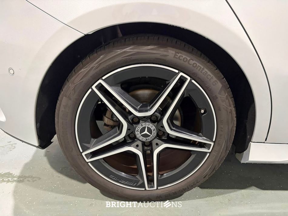 Mercedes-Benz A180 Business Solution AMG 136pk 2021 (Origineel-NL) A-klasse, K-126-HF