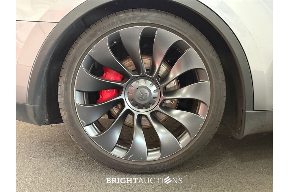 Tesla Model Y Performance AWD 75 kWh 2023 (Origineel-NL), X-353-BR
