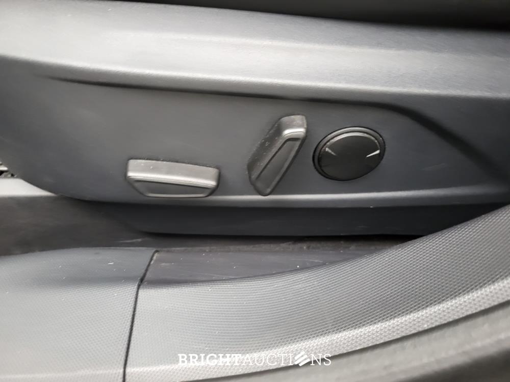 Ford Mustang Mach-E Extended AWD 98 kWh 351pk 2021 (Origineel-NL), N-345-TJ