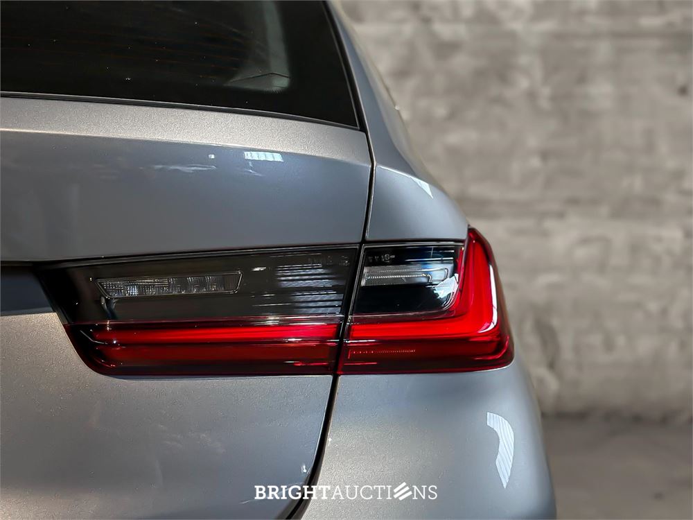 BMW 320d Touring M Soprt 190pk 2023 3-serie (Origineel-NL + 1e eigenaar), T-274-GG
