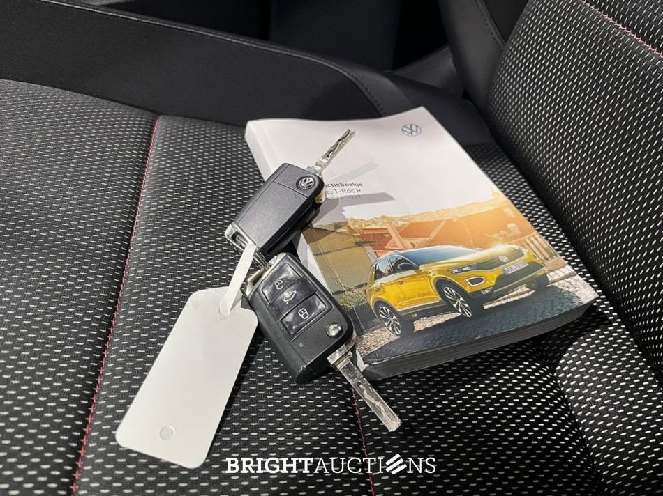 Volkswagen T-Roc Sport Business R Pano 1.5 TSI 150pk 2020 (Origineel-NL), H-289-PZ