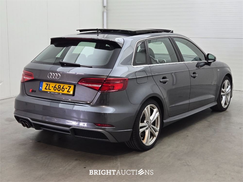 Audi A3 Sportback 35 CoD Sport S-Line Edition TFSI 150pk 2019 (Origineel-NL), ZL-686-Z