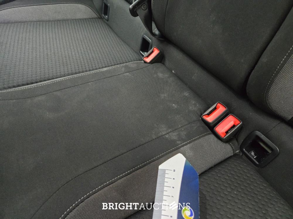 Volkswagen Taigo Life 1.0 TSI 110pk 2022, T-886-RR