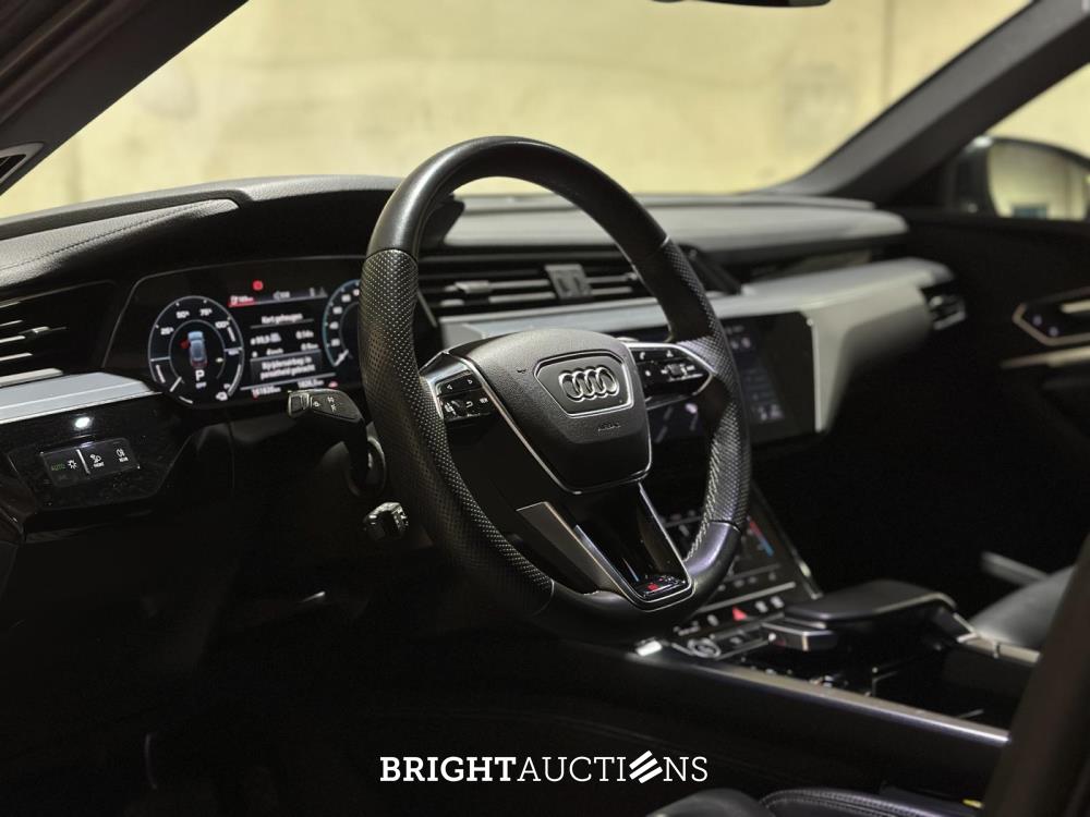 Audi e-tron 55 Quattro S Edition 95 kWh 408pk 2022 (Origineel-NL+1e eigenaar), R-708-BR