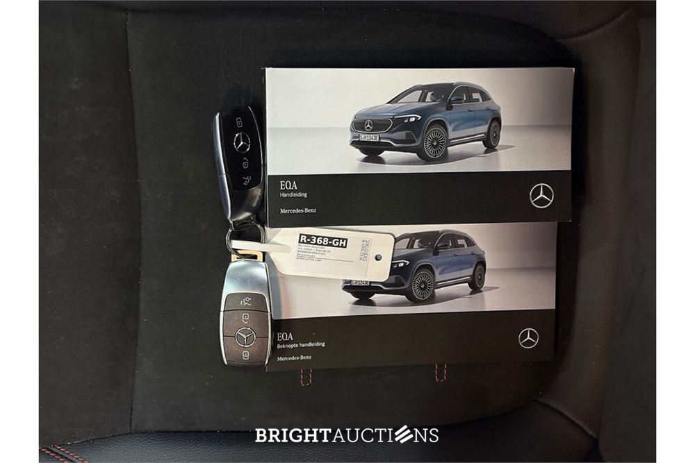 Mercedes-Benz EQA 300 4MATIC67 Business Solution AMG 67 kWh 2022 (Origineel-NL) EQA-Klasse, R-368-GH