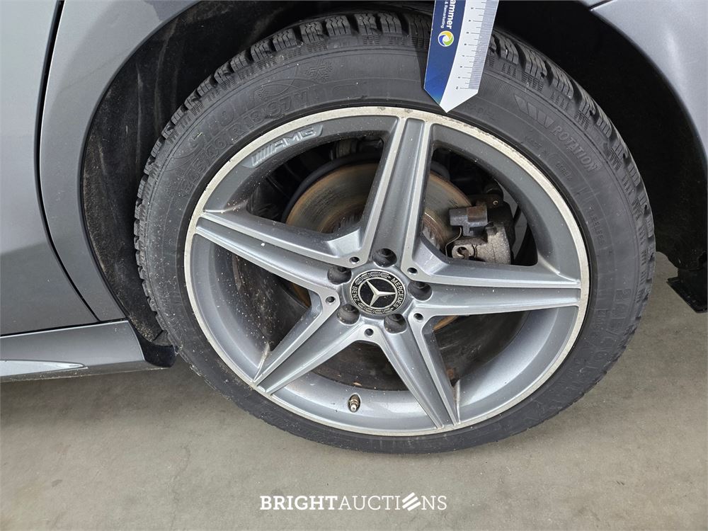 Mercedes-Benz C180 Business Solution AMG Plus Upgrade Edition 157pk 2018 (Origineel-NL) C-klasse, TH-060-P