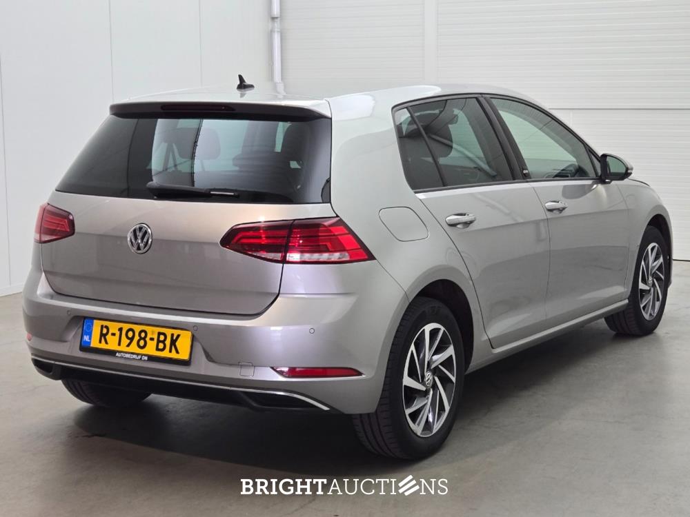 Volkswagen Golf Comfortline Business 1.0 TSI 110pk 2018, R-198-BK