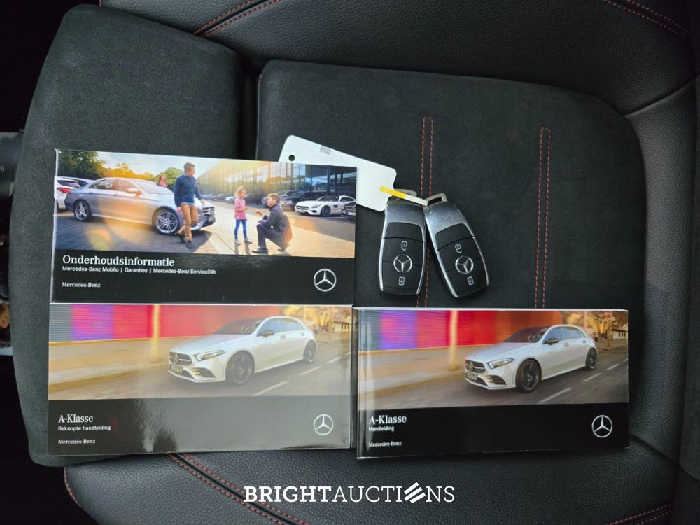 Mercedes-Benz A 180 Business Solution AMG 136pk 2020 (Origineel-NL) A-klasse, H-152-HP