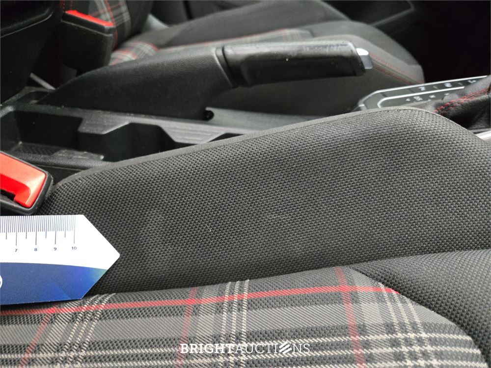 Volkswagen Polo GTI 2.0 TSI 200pk 2020, Z-655-DJ