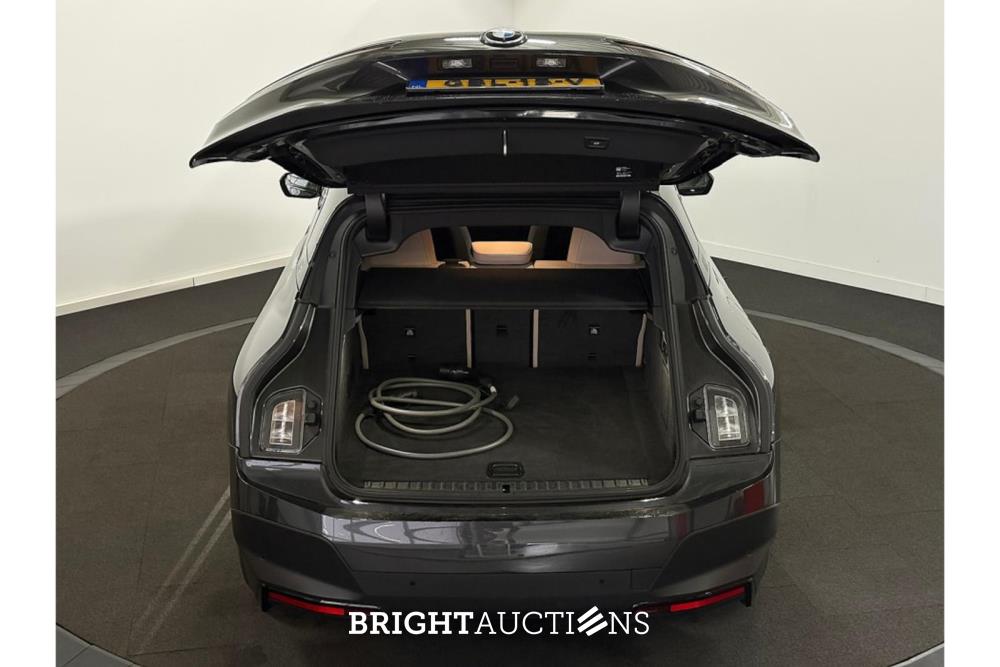 BMW iX 40 Executive xDrive 77 kWh 326pk 2024 (Origineel-NL), GBL-15-V