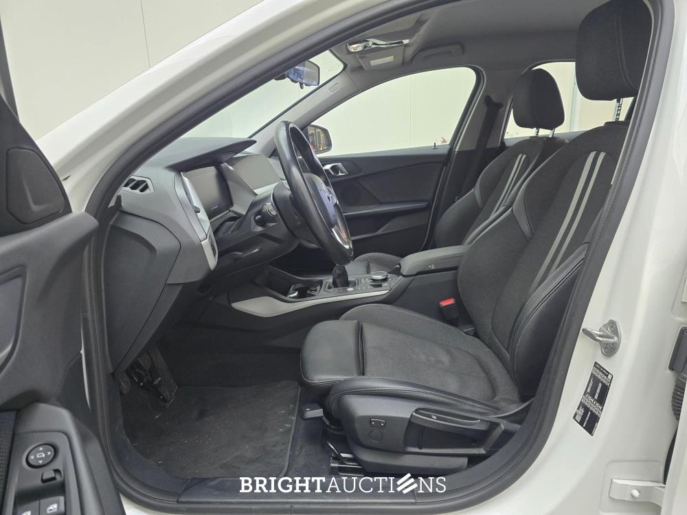 BMWBusiness 116i Business Edition 109pk 2022 (Origineel-NL) 1-serie, R-466-JR