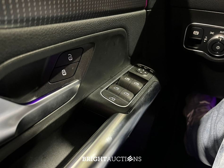 Mercedes-Benz B200 Business Solution Luxury 163pk 2020 (Origineel-NL) B-klasse, J-893-NN