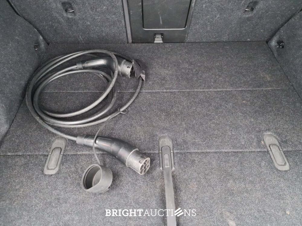 Volvo XC40 Recharge PLUS 70 kWh 231pk 2022 (Origineel-NL), R-756-TS