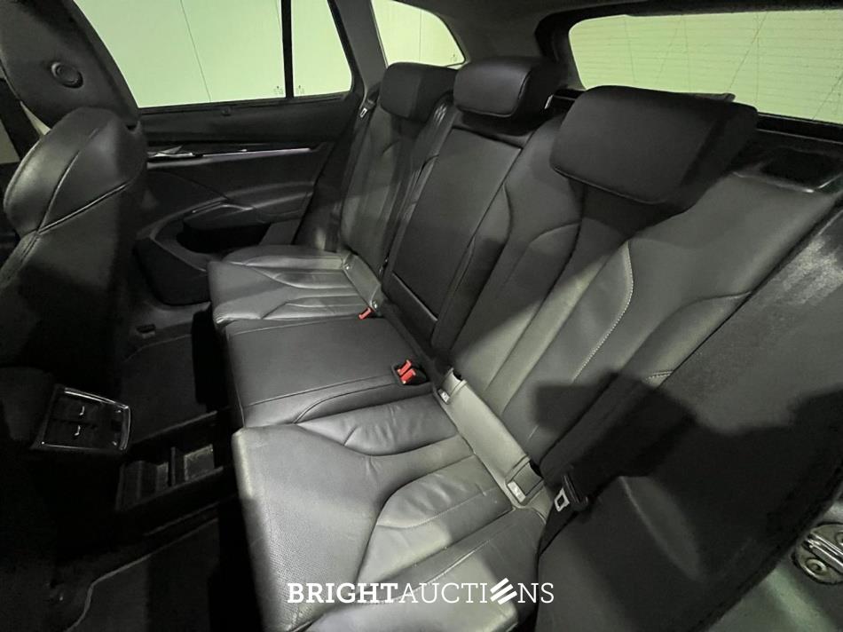 Škoda Enyaq 60 179pk 2022 (Origineel-NL), P-998-NH