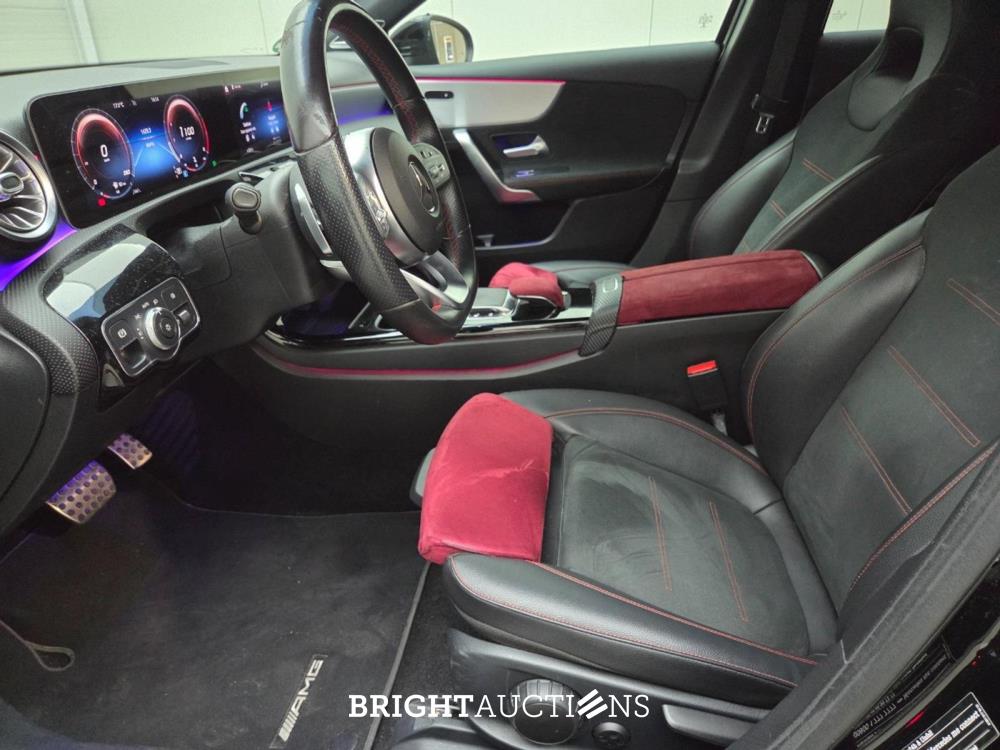 Mercedes-Benz A 180 Business Solution AMG 136pk 2019 A-klasse, Z-776-DL