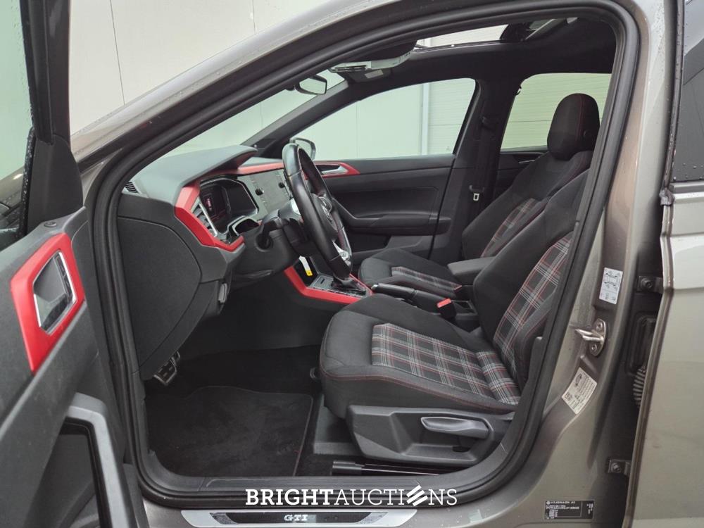 Volkswagen Polo GTI 2.0 TSI 200pk 2018, R-943-GD