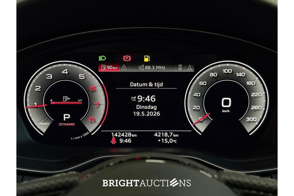Audi A4 Avant 35 S edition Competition TFSI 149pk 2022 (Origineel-NL), P-104-HH
