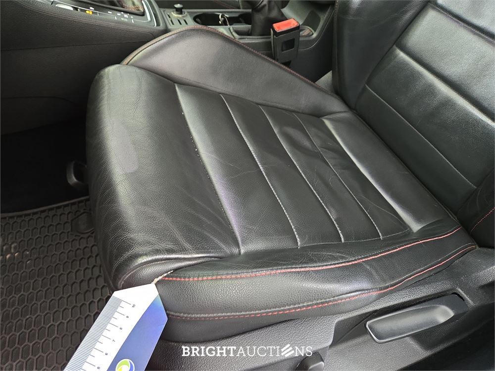 Volkswagen GTI 2.0 211pk 2016, K-298-XT