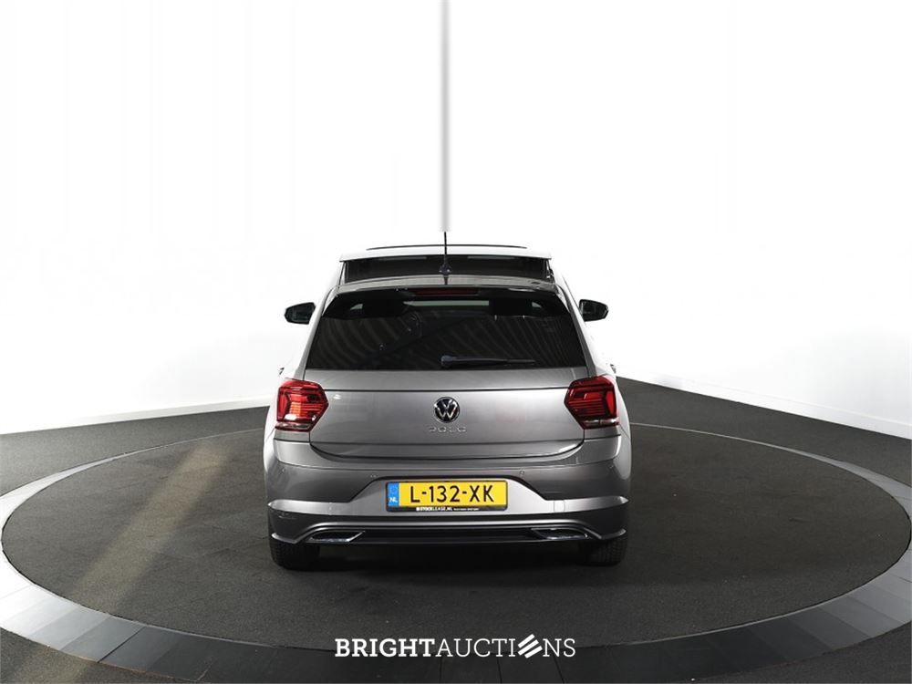 Volkswagen Polo Highline R Panodak 1.0 TSI 95pk 2021 (Origineel-NL), L-132-XK