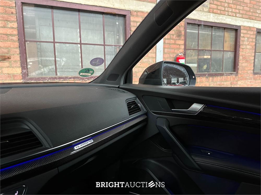 Audi Q5 2.0 TFSI Quattro Sport S Line Black Edition 252pk 2018 (Origineel-NL + 1e Eigenaar), TT-931-B
