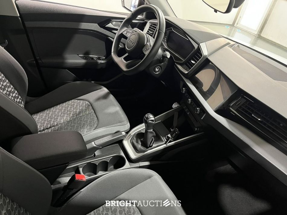 Audi A1 Sportback 30 S edition TFSI 116pk 2024, HXF-88-L