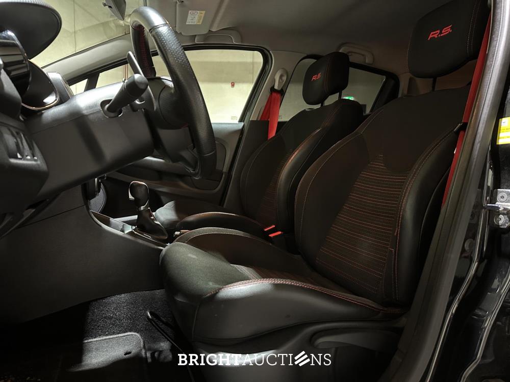 Renault Clio 1.6 R.S. Trophy 220pk 2015, K-787-PD