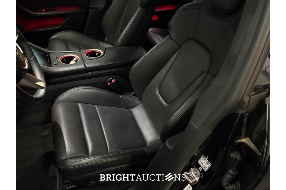 Porsche Taycan GTS 93 kWh 517pk 2023 (Origineel-NL), S-120-KG