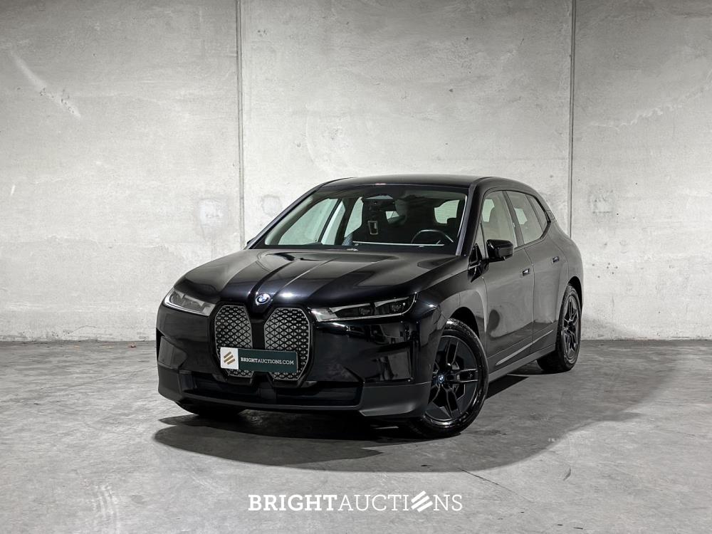 BMW iX xDrive40 Executive 77 kWh 326pk 2023 (Origineel-NL), T-756-HD