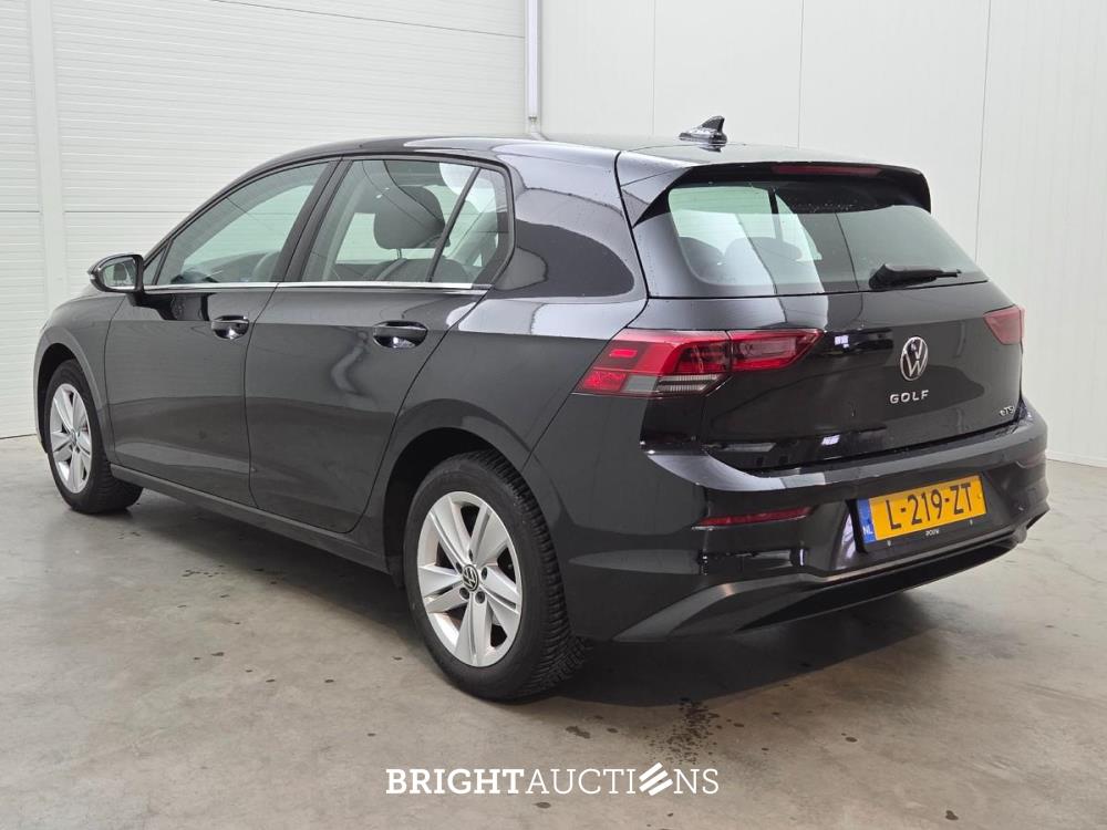 Volkswagen Golf 1.0 eTSI Life 110 pk 2021, L-219-ZT