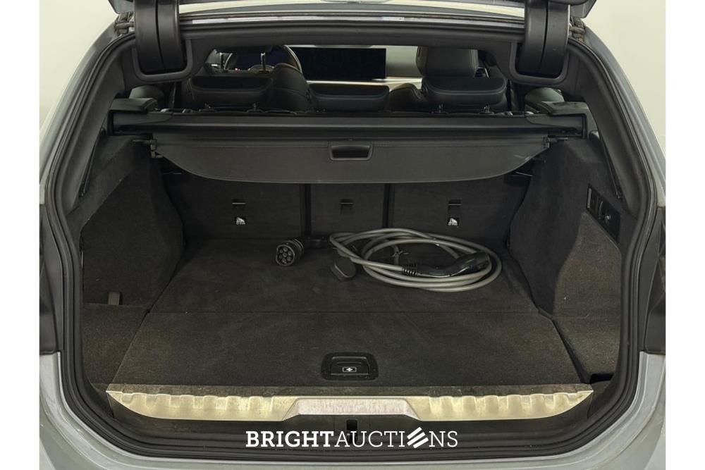 BMW 320e Touring M-Sport 272pk 2023 (Origineel-NL) 3-Serie, S-176-KP